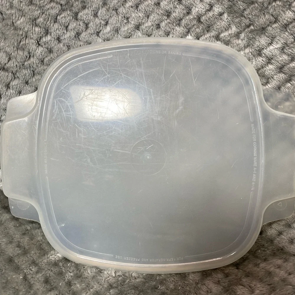 Vintage 1972-1979 Corningware Cornflower 1 Quart Casserole Dish with Cover